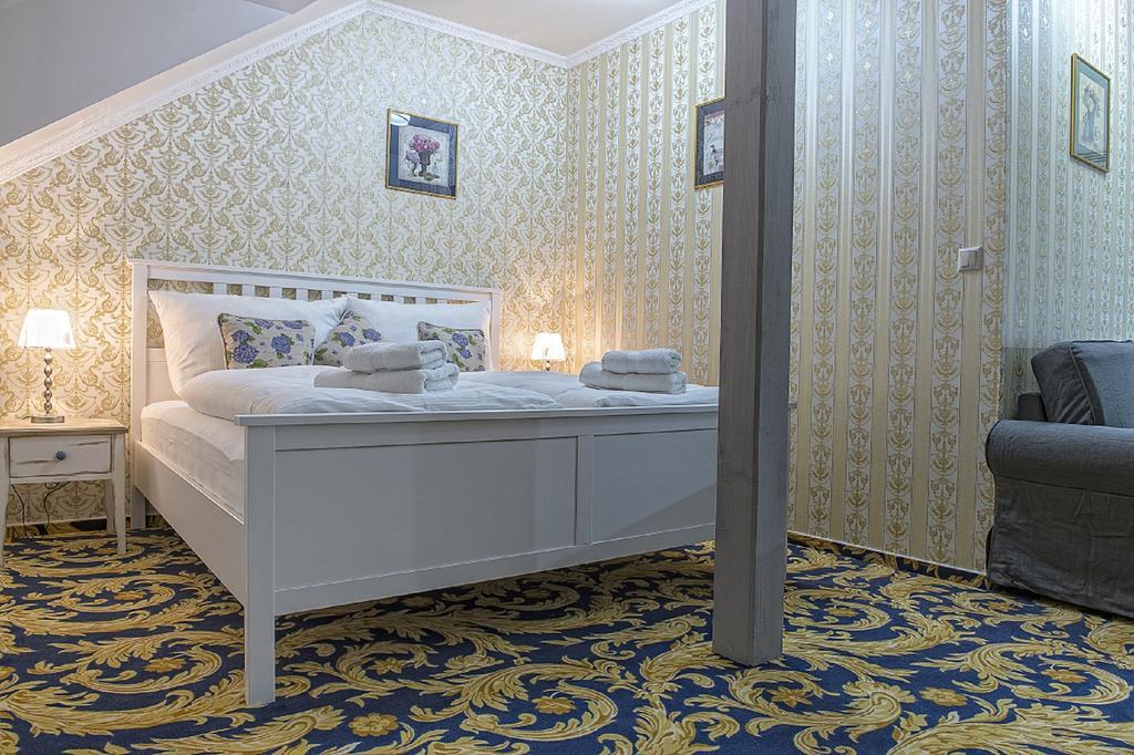 Hotel Pod Branou Bardejov Cameră foto